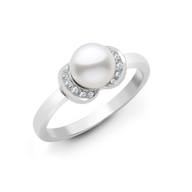 18ct White Gold Diamond And Pearl Ring