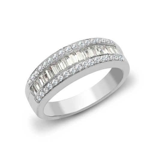 18ct White 0.94ct Round & Baguette Diamond Ring
