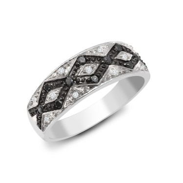 9ct White Gold Diamond And Black Diamond Ring