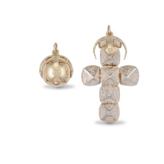 9ct Yellow Gold Masonic Ball - Silver interior