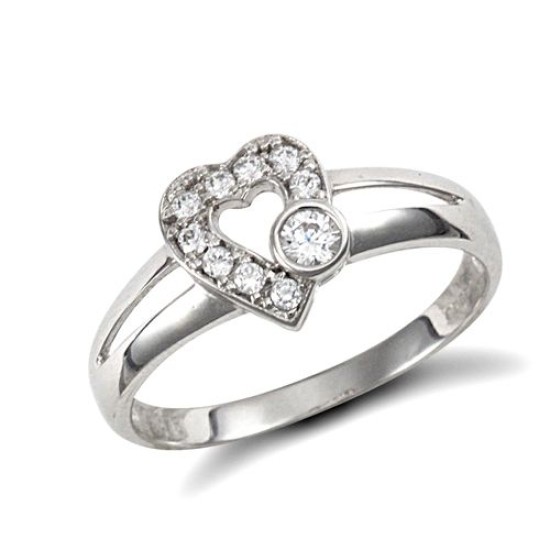 9ct White Gold Cubic Zirconia Heart Ring