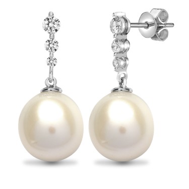 18ct White Gold Diamond And Pearl Earrings